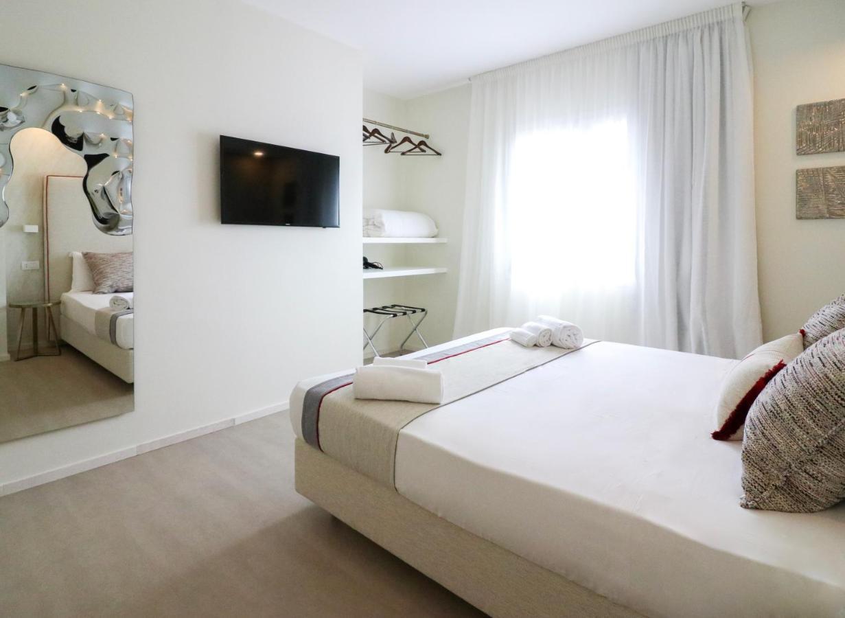 Double A Luxury Room Olbia Buitenkant foto